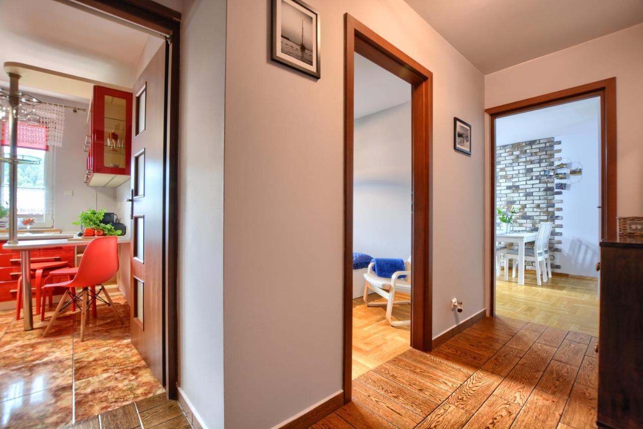 Apartamenty Bieszczadzki Aniol 우스트르치키 돌네 외부 사진