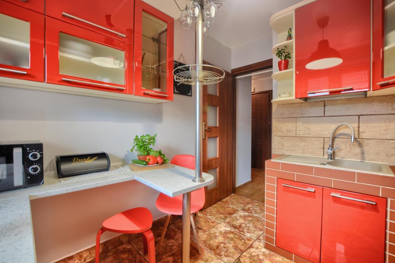 Apartamenty Bieszczadzki Aniol 우스트르치키 돌네 외부 사진